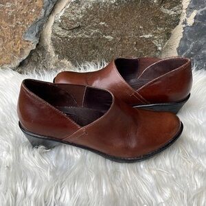 Dansko Baylee brown kidskin clog size 8